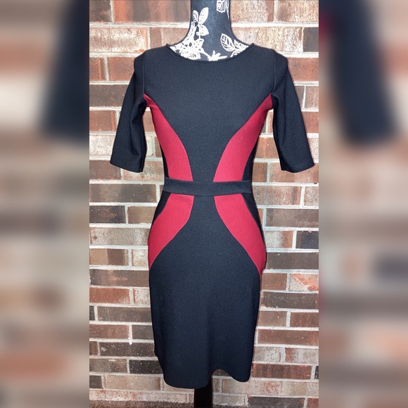 DRESSCODE L.A. Office Dress. - Picture 3 of 9